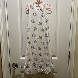 Kyte BABY Cream Sleep Sack with Blue Rainbow Pattern